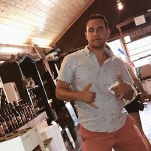 Meet your Posher, Connor